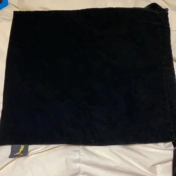 Fenty dustbag - Picture 2 of 5